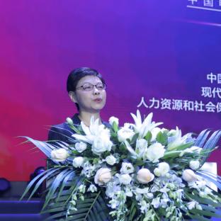 电竞盛宴来袭！首届中国游戏年会京城启幕