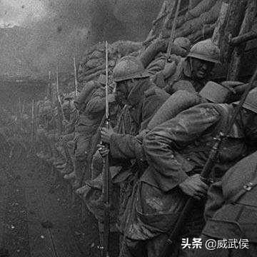 《坦克模拟器攻略：掌握战场炮击技巧》