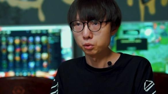 MLXG豪气回应赌神墨菲特：RNG两千五百万，没钱我来垫！