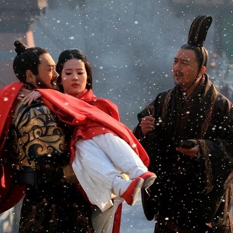 《下邳之战吕布攻略：轻松获取赤兔马》