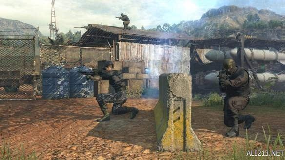 《合金装备3重制版》鳄鱼装潜行DLC：惊险刺激，揭秘潜行高手！