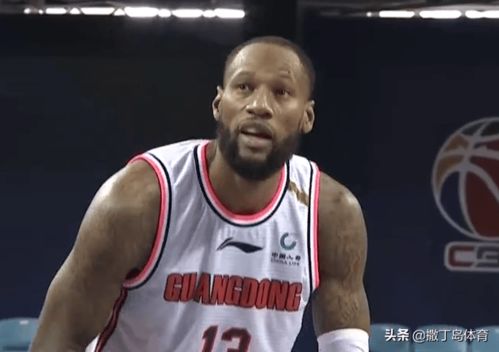 篮球场引擎风暴！暴走老爹托姆斯硬汉风采全解析