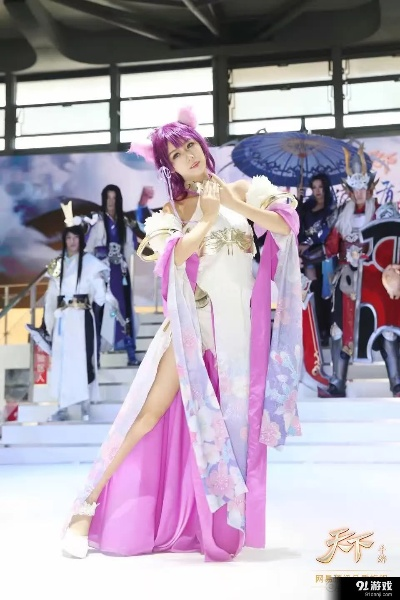 《三国：谋定天下》貂蝉coser上海BW现场，绝美cos惊艳玩家！