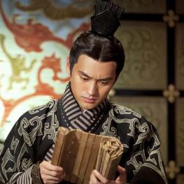 《进击巨人》全S评价攻略+紧急讨伐位置详解，必看技巧！