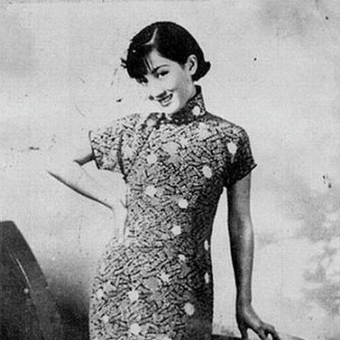《胜利女神旗袍秀：苏州园林惊艳亮相》