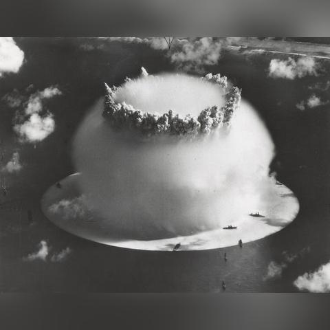 《战舰世界》神技揭秘：轻松一招，让敌人血条瞬间归零！