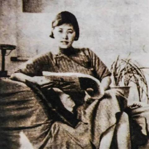 《三年游戏好友离奇失踪，玩家热议追寻真相》